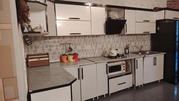 Pufiklər: Mətbəx mebeli dəsti - Rəng: ağ + qara xəttlər - Üst dolablar: bir — 2