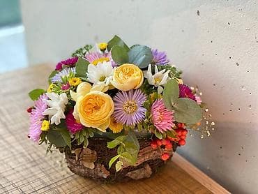 Gül və çiçək buketi 💖 Gül və çiçəklərdən yığılmış səbət.🌸🌹🌺🌼 lalafo.az -da Gül və çiçək buketi 💖 Gül və çiçəklərdən yığılmış səbət.🌸🌹🌺🌼