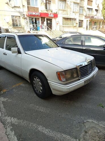 mercedes c dizel: Mercedes-Benz E-Class W124 sedan - Korpus: ağ rəng, 4 qapı, klassik — 4