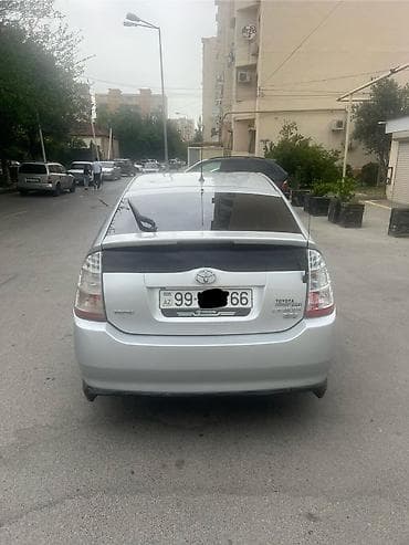 amg disk type 0 per page 40: Toyota Prius – hibrid hetçbek - Korpus: 5 qapılı hetçbek, gümüşü rəng — 6