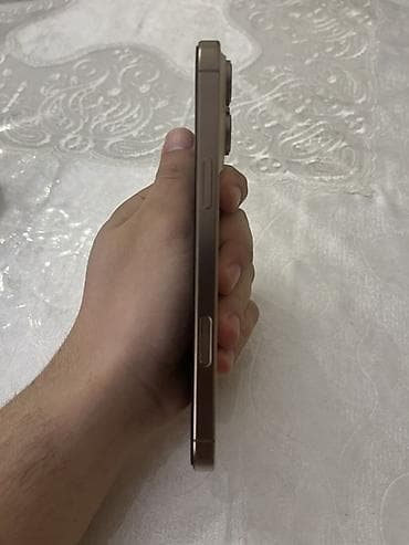 iphone 15 plus ikinci el: IPhone 16 Pro Max, 256 GB, Natural Titanium, Face ID — 7