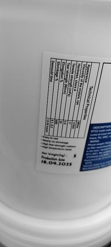 qab qacax: RTV 2 qəlb silikonu 1 klaqramlıq qab 25 AZN.5 klaqramlıq qab 100 — 2