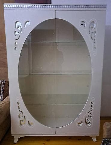 2 eded servant 1 qapılı ve 2 qapılı komplekt cemi 150azn 
Yeni kimidir