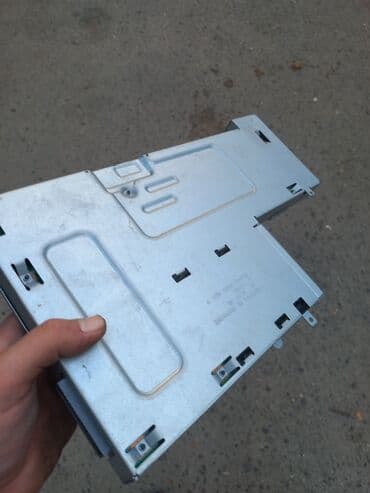 Monitorlar: Sənaye/şəbəkə avadanlığı üçün modul Xüsusiyyətlər: - 1x RJ-45 — 2