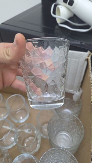 Mətbəx aksesuarları: Stəkanlar, Şüşə — 1