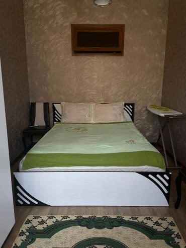 mikrorayon kiraye evler: Mənzil kirayə verilir. 3 otaq, 19.8 mərtəbə, 90 kv, tam əşyalı — 5