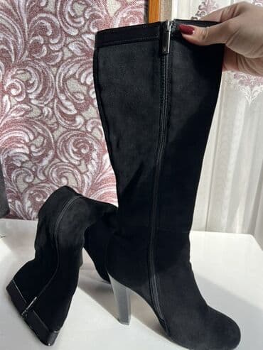 rezin çəkmələr: Məhsul: Qadın uzun çəkmə Brend: MEDEA Model kodu: ID8899-2 Ölçü: 36 — 2