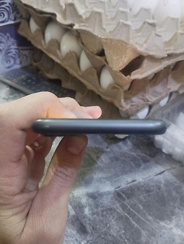 iphone ucuz qiymete: IPhone 11, Qara, Face ID — 4