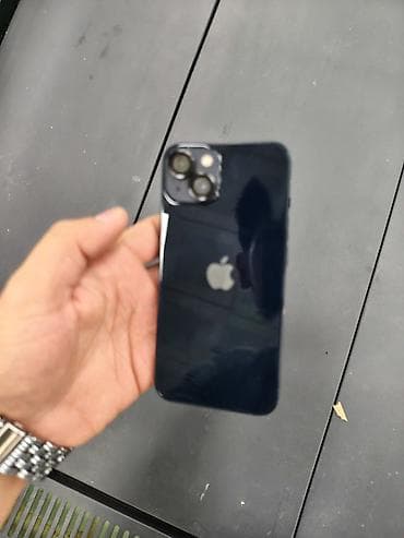 Elektronika: IPhone 13 128 yaddas 80% ustunde 4 Kabro Hediyye verirem 2 eded 13 — 1