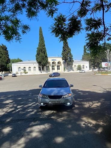 turbo az honda crv: Daewoo Gentra: 0.7 l | 2014 il Sedan — 3