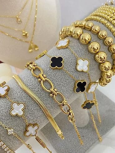 toxunma el isleri instagram: Hazır bijuteriya biznesi satılır. Məhsullar topdan qiymətdən aşağı — 1