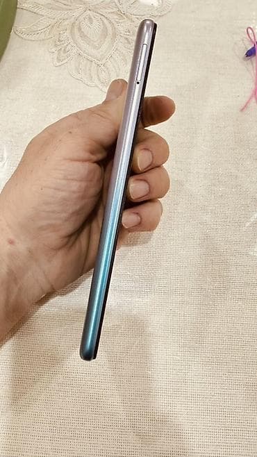 redmi 8 a: Xiaomi Mi 9, 32 GB, rəng - Mavi, 
 İki sim kartlı — 3