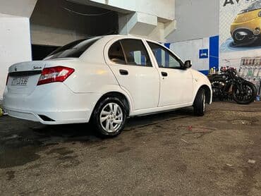 xirdalan heyet evi type 1: Saipa Saina sedan – ağ rəng, 4 qapı, AZ nömrə nişanı (77-LQ-536) — 6