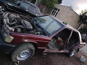 Mercedes-Benz W201 (190) kuzov və ehtiyat hissələri - Kuzov: sedan