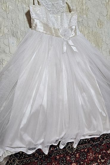 Uşaq üçün ağ rəngli ziyafət/geyim donu. - Model: A-kəsimli, uzun — 1