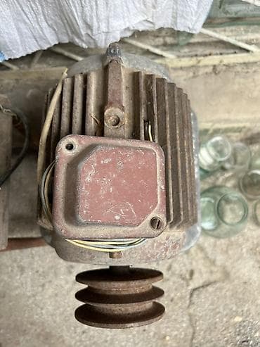 elektrikli moto: Salam mator islek veziyettedir qiymet 250 azn — 3