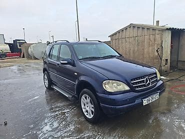 mercedes 270: Mercedes-Benz ML 270: 2.7 l | 2001 il Ofrouder/SUV — 9