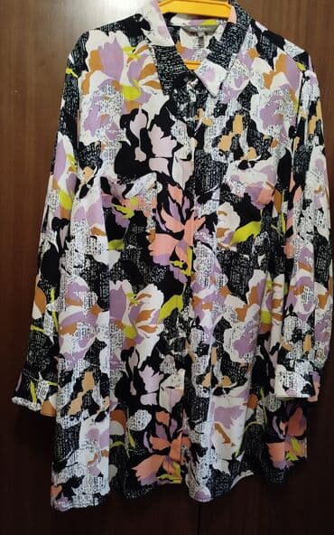 бу вещи: Açıq yaşıl fonda mavi yarpaq naxışlı uniseks uzunqol kaftan. Rahat — 6