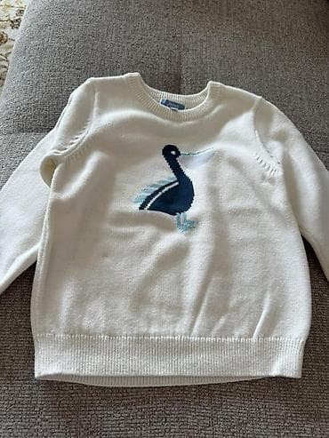 Koftalar, sviterlər: Uşaq sviterləri dəsti - Model 1: Ağ rəngli trikotaj sviter, ön — 1