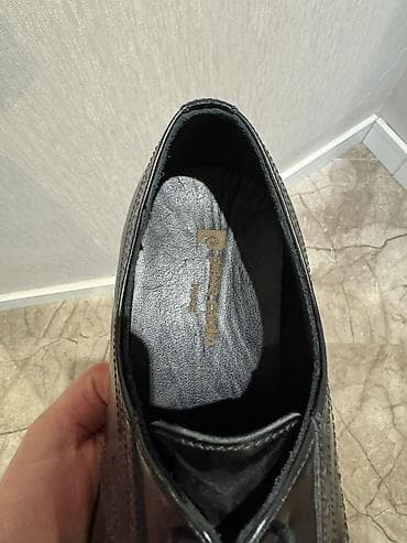 makasin qara: Klassik kişi dəri ayaqqabıları Pİerre cardin - Model: Broq naxışlı — 5