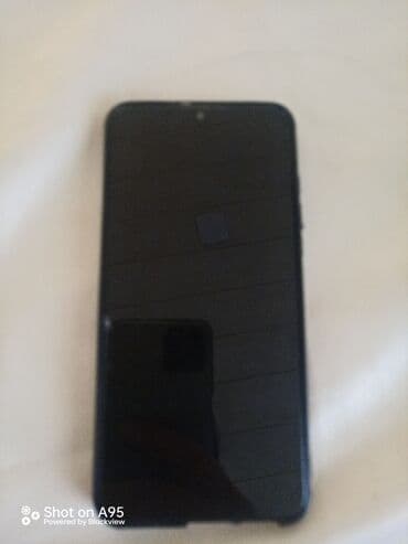 Smartfon - Tam ekranlı, çərçivəsiz dizayn - Ekranın yuxarı hissəsində