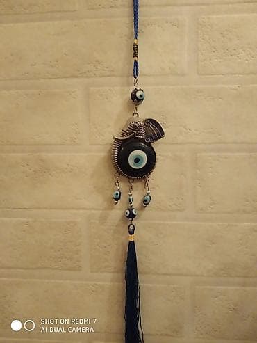 Güzgülər: Qöz muncuqu — 1