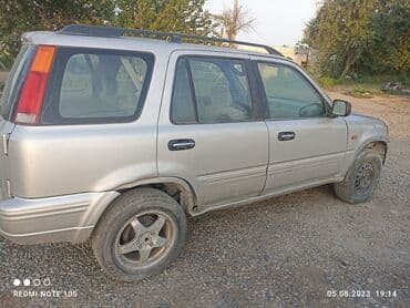 turbo az mtz 80: Honda CR-V: 2 l | 1996 il Sedan — 4