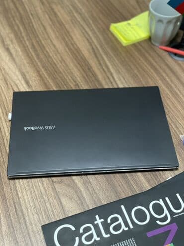 Masaüstü kompüterlər və iş stansiyaları: ASUS VivoBook noutbuku - İncə və yüngül metalik qara korpus — 3