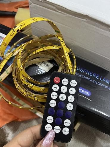 LED işıq lenti və pult dəsti - Rəngdəyişən LED işıq lenti: çevik