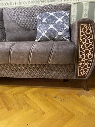 divan olcusu: Qonaq otağı üçün şık divan - Rəng: tünd bozumtul (taupe). - Material — 5