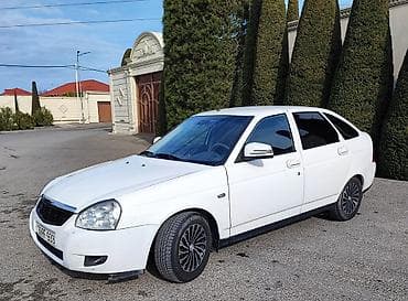 VAZ (LADA) Priora: 1.6 l | 2013 il 256300 km Hetçbek