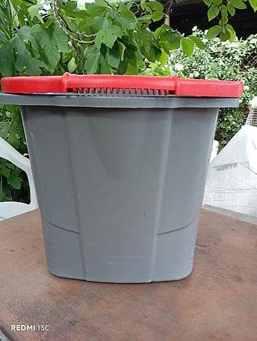 pla filament: Plastik kvadrat mop vedrəsi - Rəng: boz gövdə, qırmızı üst hissə - — 1