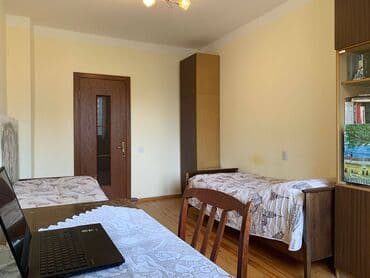 ev masazir: Bakı, 3 otaqlı, Köhnə tikili, m. Əhmədli, 80 kv. m — 2