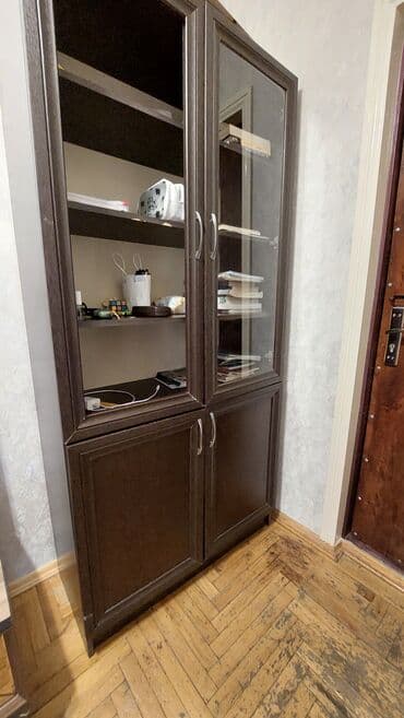 taxta rəf: İşlənmiş, Kitab rəfi — 3