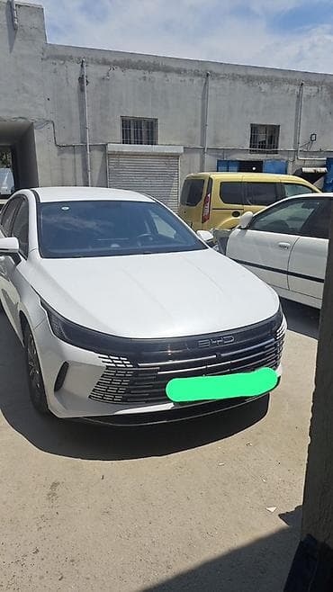 BYD destroyer 05 DM-i (plug-in hibrid sedan) İlkin 4300 m 28 ay 1000 m