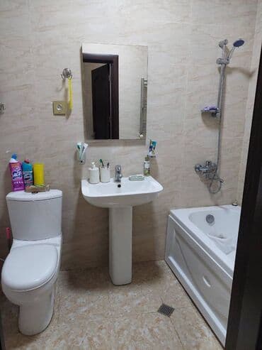 mingecevir kiraye: Yasamal rayonu,İnşaatçılar metrosu,Asan xidmətin arxasında,Mida — 8