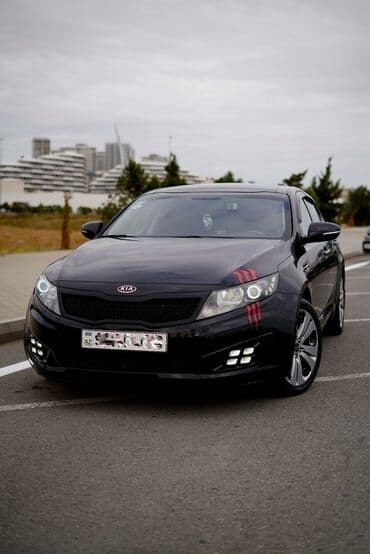 Kia Optima: 2.4 l | 2011 il Sedan