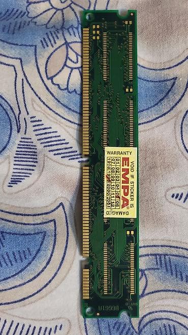 komputer kabel: PC-100 SDRAM yaddaş modulu Kolleksiya kimi satılır - Tutum: 32 MB — 2