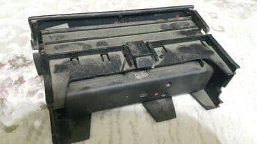 s class yan guzgu: Mercedes-Benz W210 Orijinal, Almaniya, İşlənmiş — 2