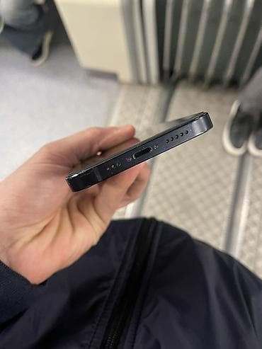 ayfon 12 dubay: IPhone 12, Черный, Face ID — 3