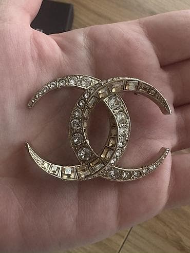 Şəxsi əşyalar: CHANEL krisTAL QAWLI broş – ORJINALDIR BAHA ALINIB 280manat REAL — 2