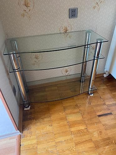 Künc Tv altlığı, Polkalı, Şüşəli