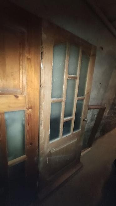İşlənmiş Otaq qapısı Zamok ilə, Zəmanətsiz, Ünvandan götürmə