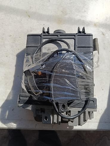 masın: Volkswagen mühərrik idarəetmə bloku (ECU/ECM) - İstehsalçı: Siemens — 2