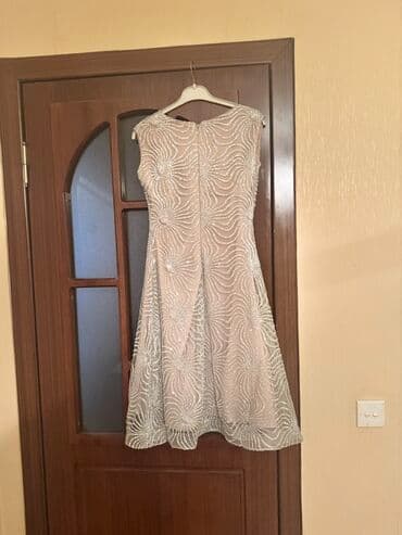 ziyafət tulum: Zərif ziyafət/libas - Rəng: şampan-bej tonlarında - Parça: üst hissə — 1