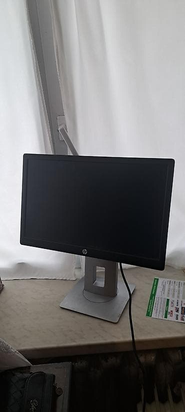 HP biznes sinfi monitor - Model: HP EliteDisplay seriyası (şəkildəki