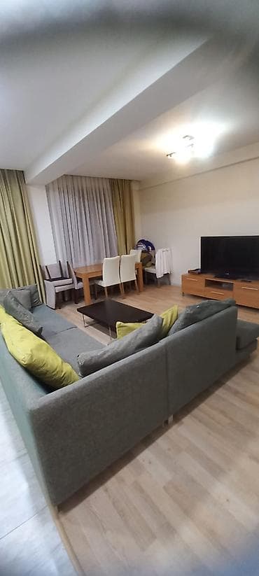 yeni gencede satilan evler: 28 May, 2 otaqlı, Yeni tikili, m. 28 may, 92 kv. m — 2