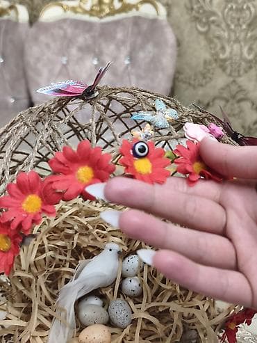 8 mart gulleri: Dekor məhsulları — 8