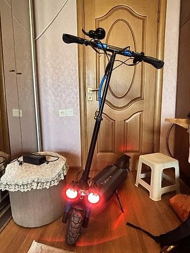 Toba ST-789 elektrik skuteri - Güclü ikiqat ön LED farlar və arxa LED — 5
