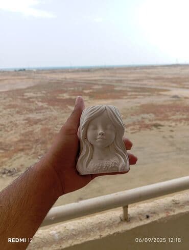 sirqa gulu haqqinda: Dekorativ Yaratıcı Qız Heykeli Satışda Qiymət 5Azn Sifariş Vermək üçün — 1